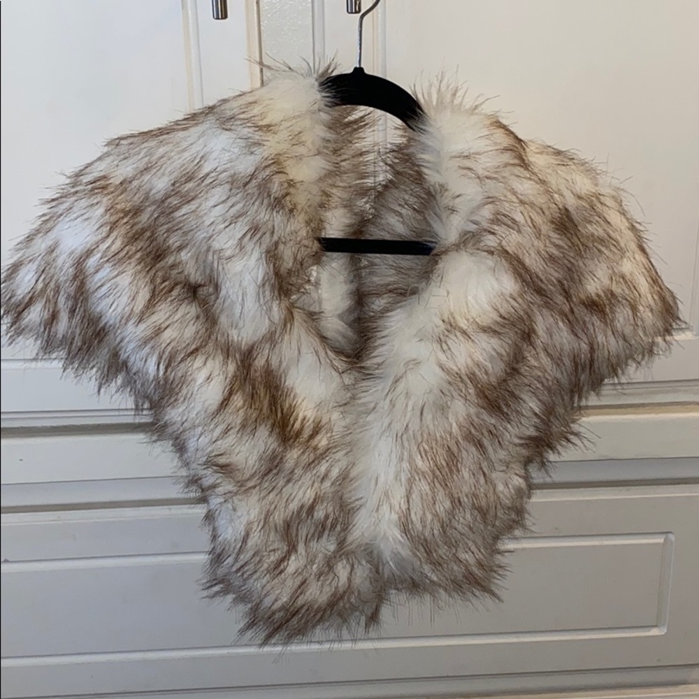 Faux snow fox fur shawl